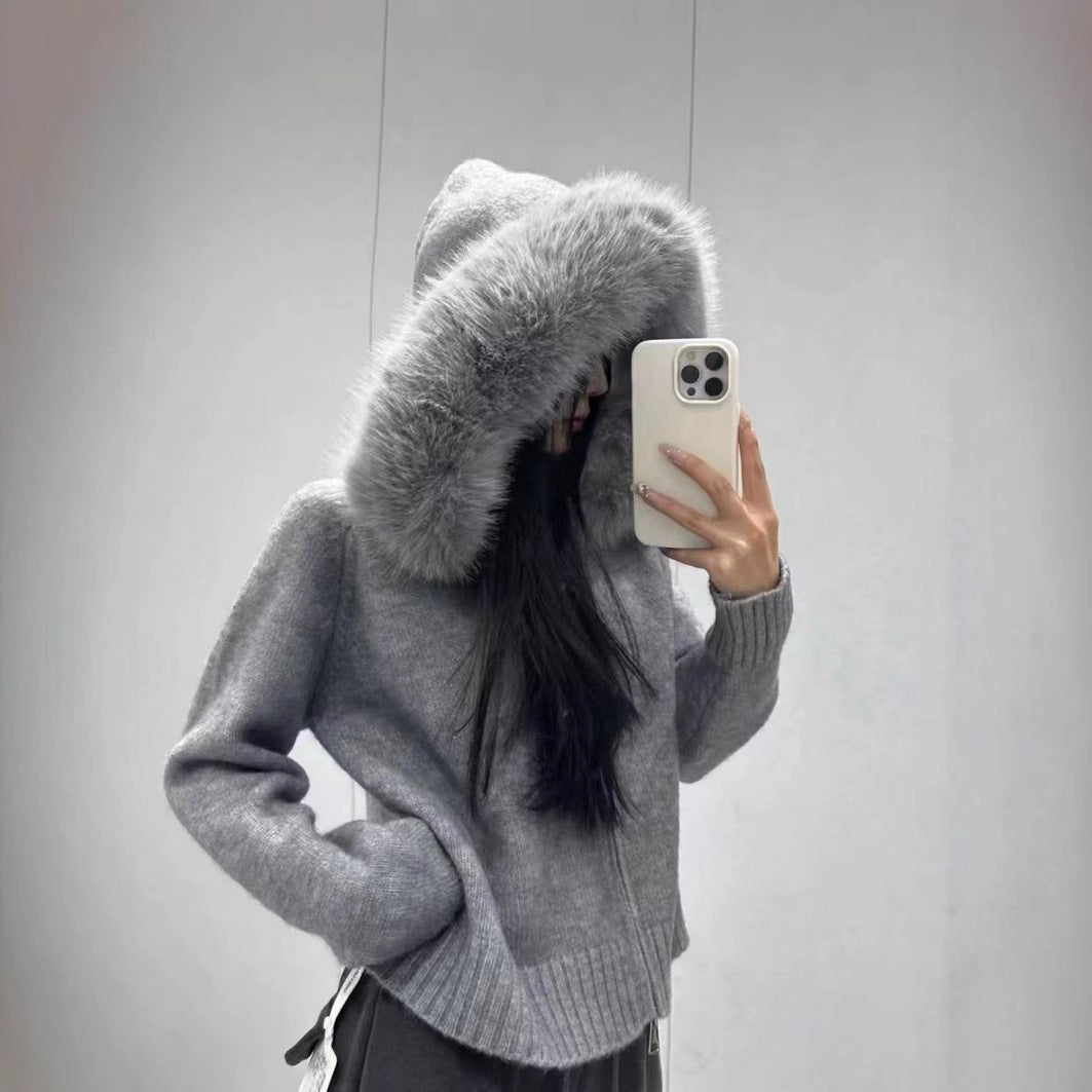 ANNA | Cardigan à capuche en tricot avec col en fourrure